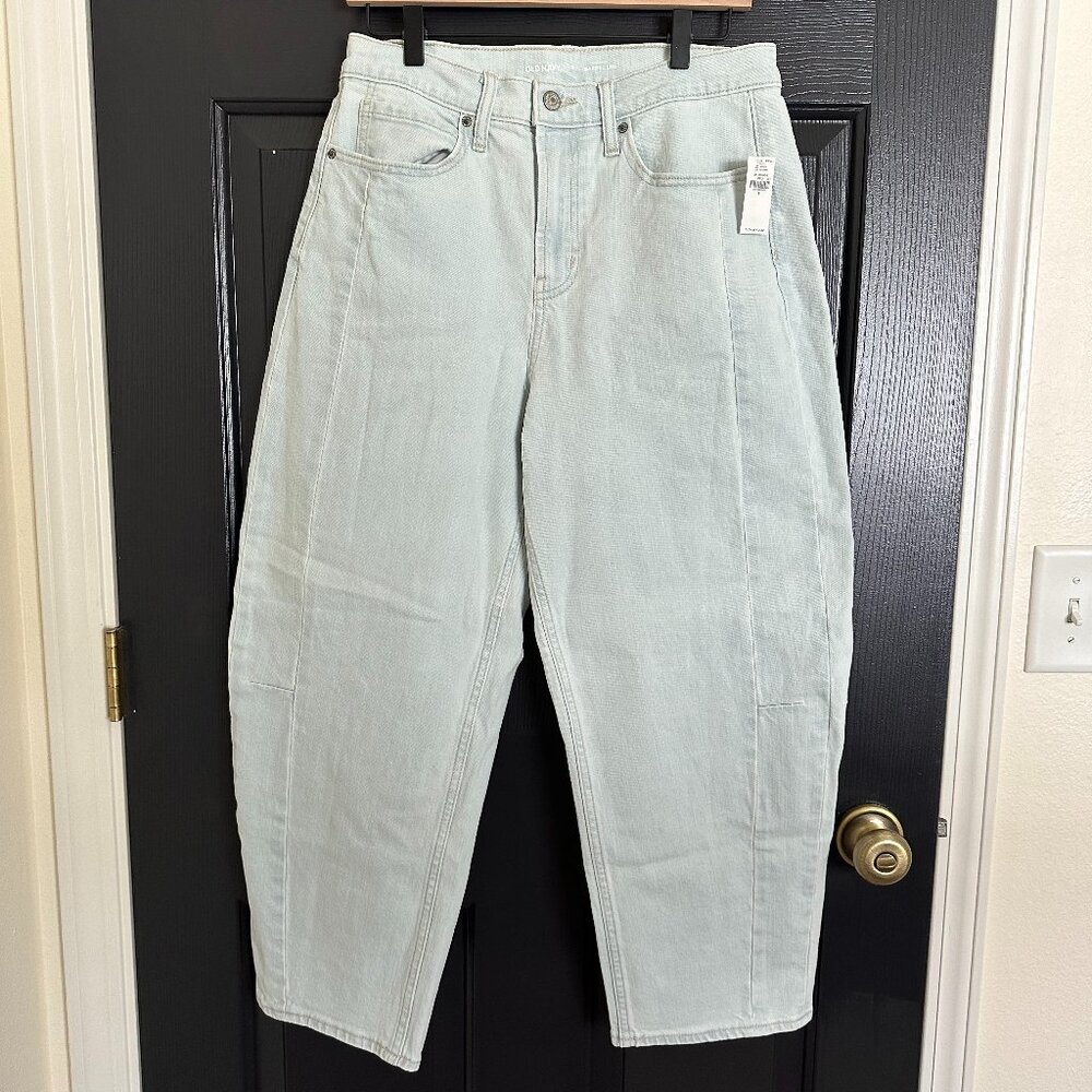 Old Navy Light Wash Barrel Jeans